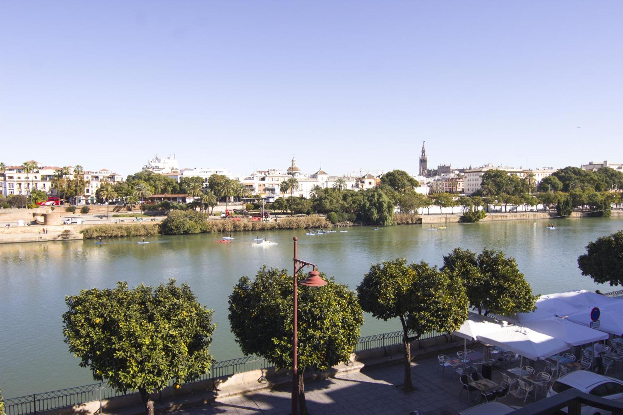 Rentalsevilla Betis エクステリア 写真